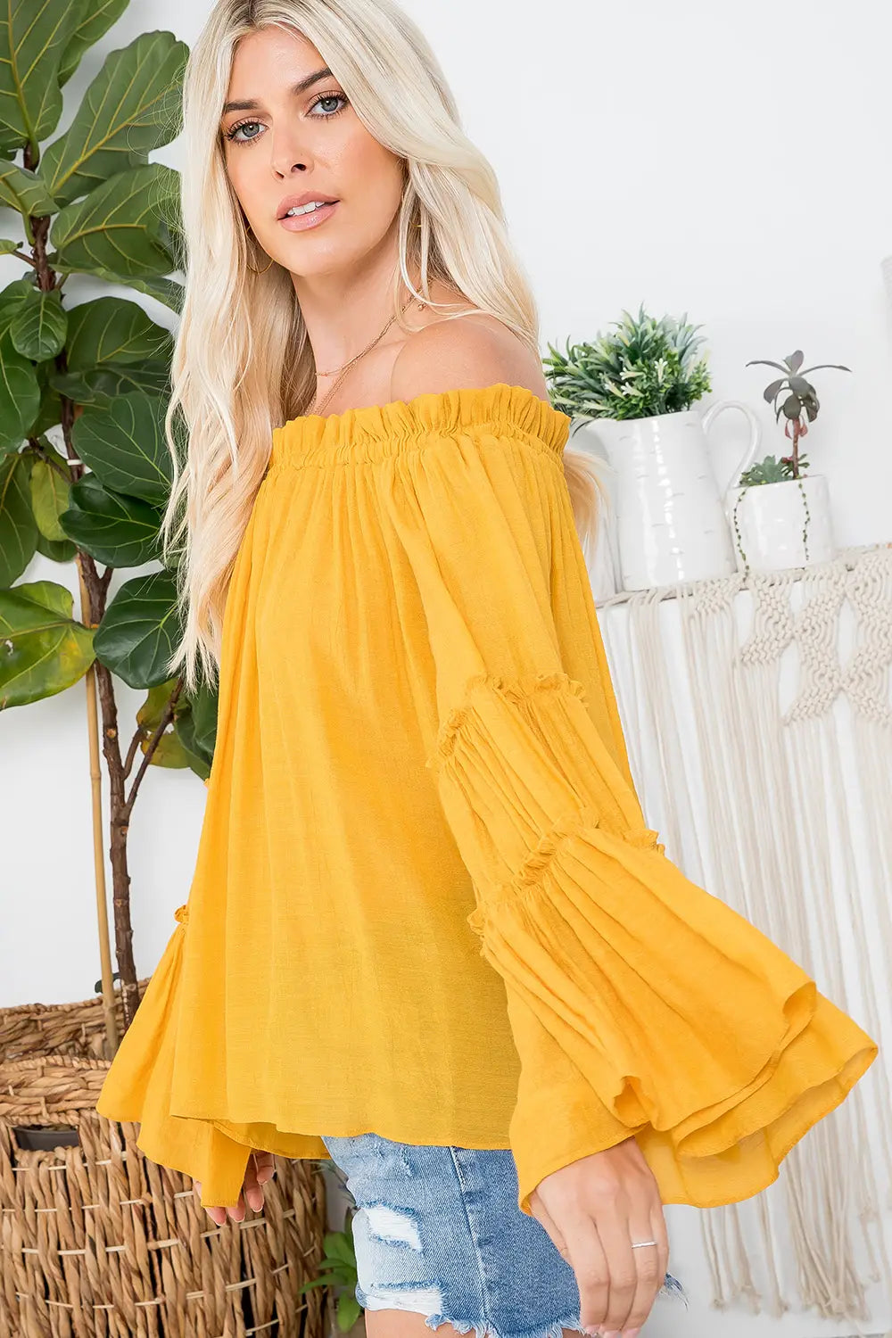 On The Edge Off Shoulder