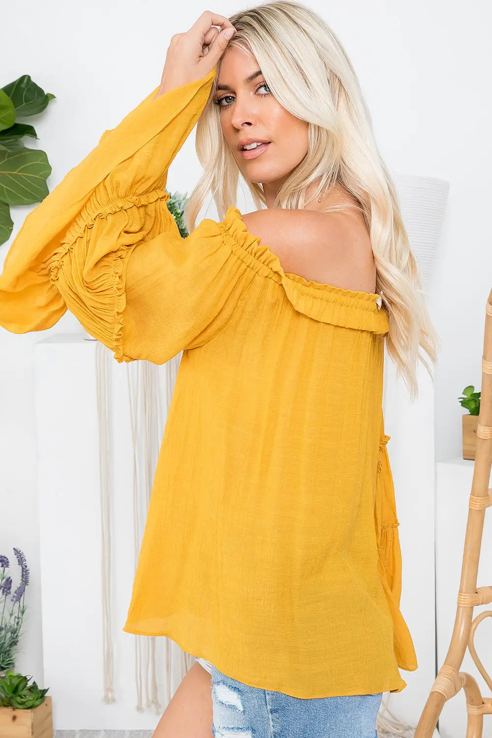 On The Edge Off Shoulder