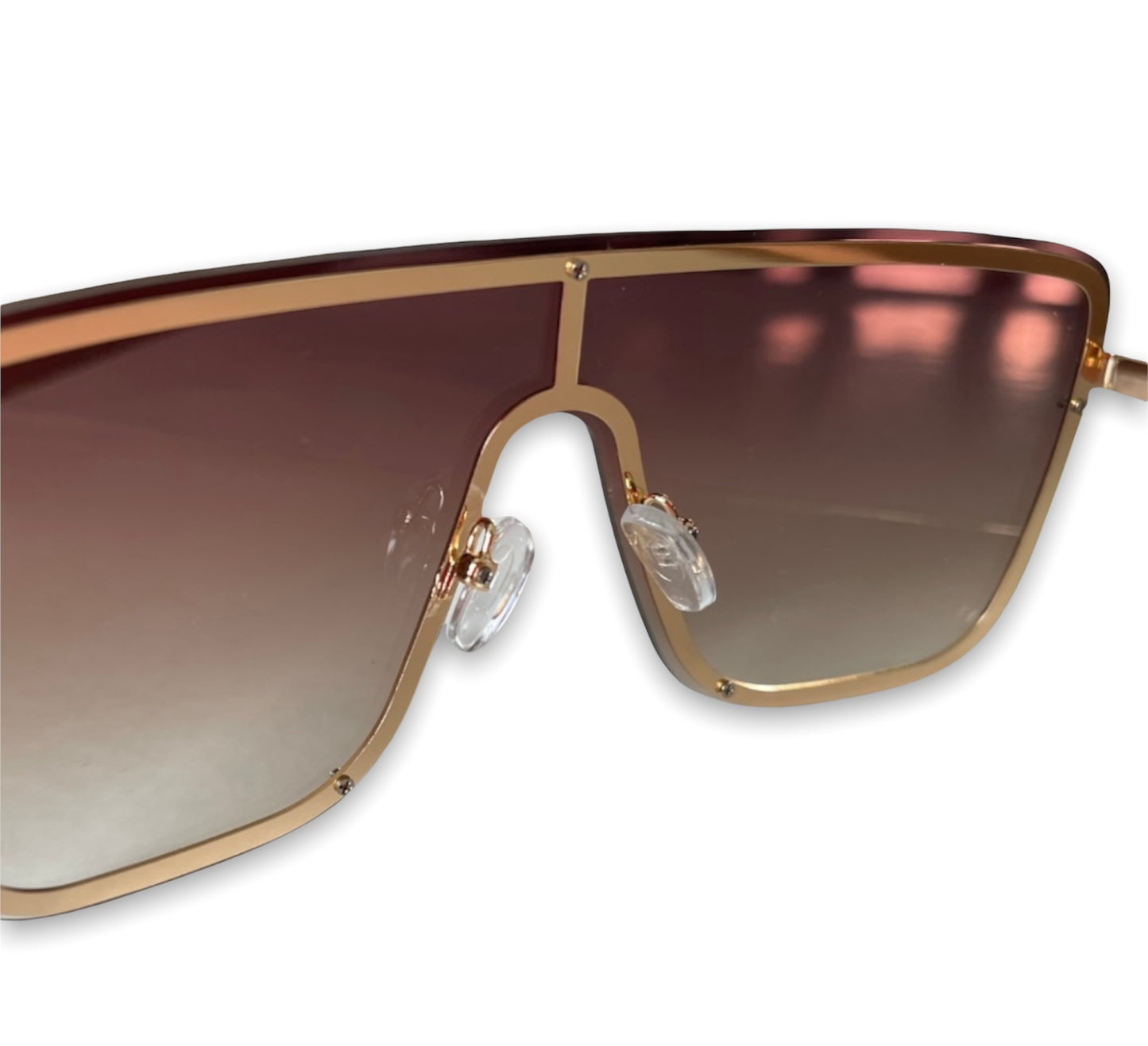 Shield Sleek Sunnies